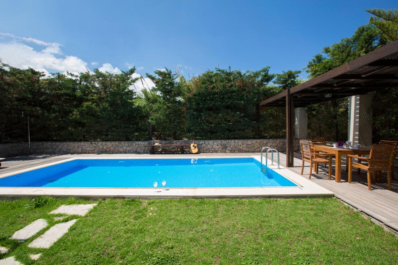 Aeriko Homes Of Distinction 圣爱奥尼斯米科 外观 照片